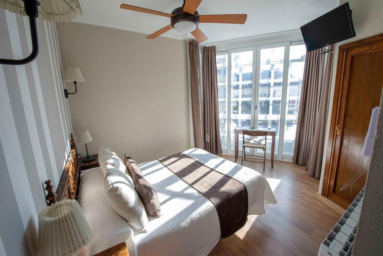 Hotel A Morada Do Cigarron Verín Zewnętrze zdjęcie